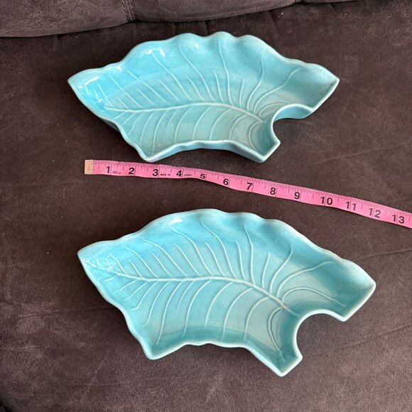 Vintage Turquoise Leaf-Shaped Ceramic Dish Set - USA Made - Picture 5 of 5
